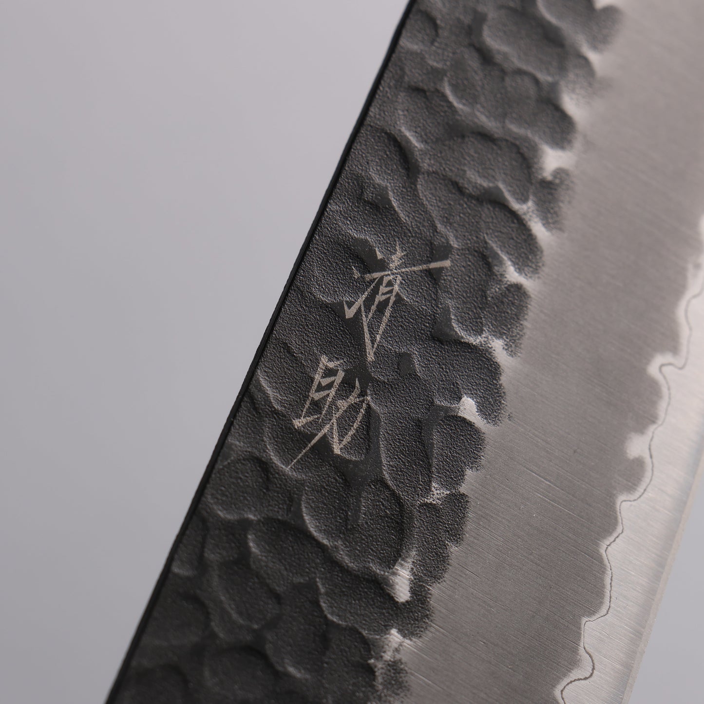 清助 青スーパー鋼 鎚目 文化包丁 170mm 紫檀 (口輪:白合板)柄 - 清助刃物