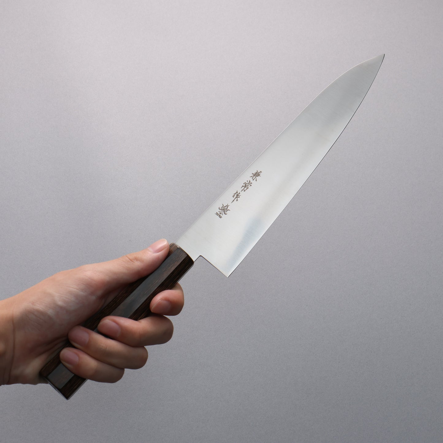 兼常 一途 V金10号 牛刀包丁 210mm 茶合板柄 - 清助刃物