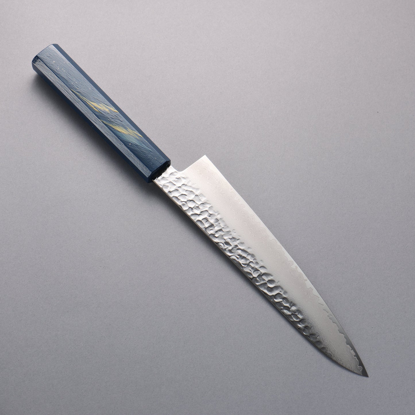 堺 孝行 V金10号 33層ダマスカス 牛刀包丁 210mm 樫の木漆塗り(彩石)柄 - 清助刃物