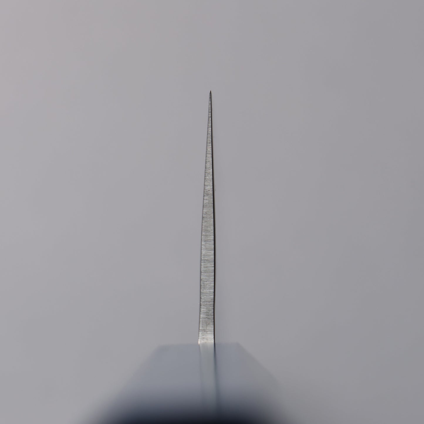 堺 孝行 V金10号 33層ダマスカス 牛刀包丁 240mm 樫の木漆塗り(彩石)柄 - 清助刃物