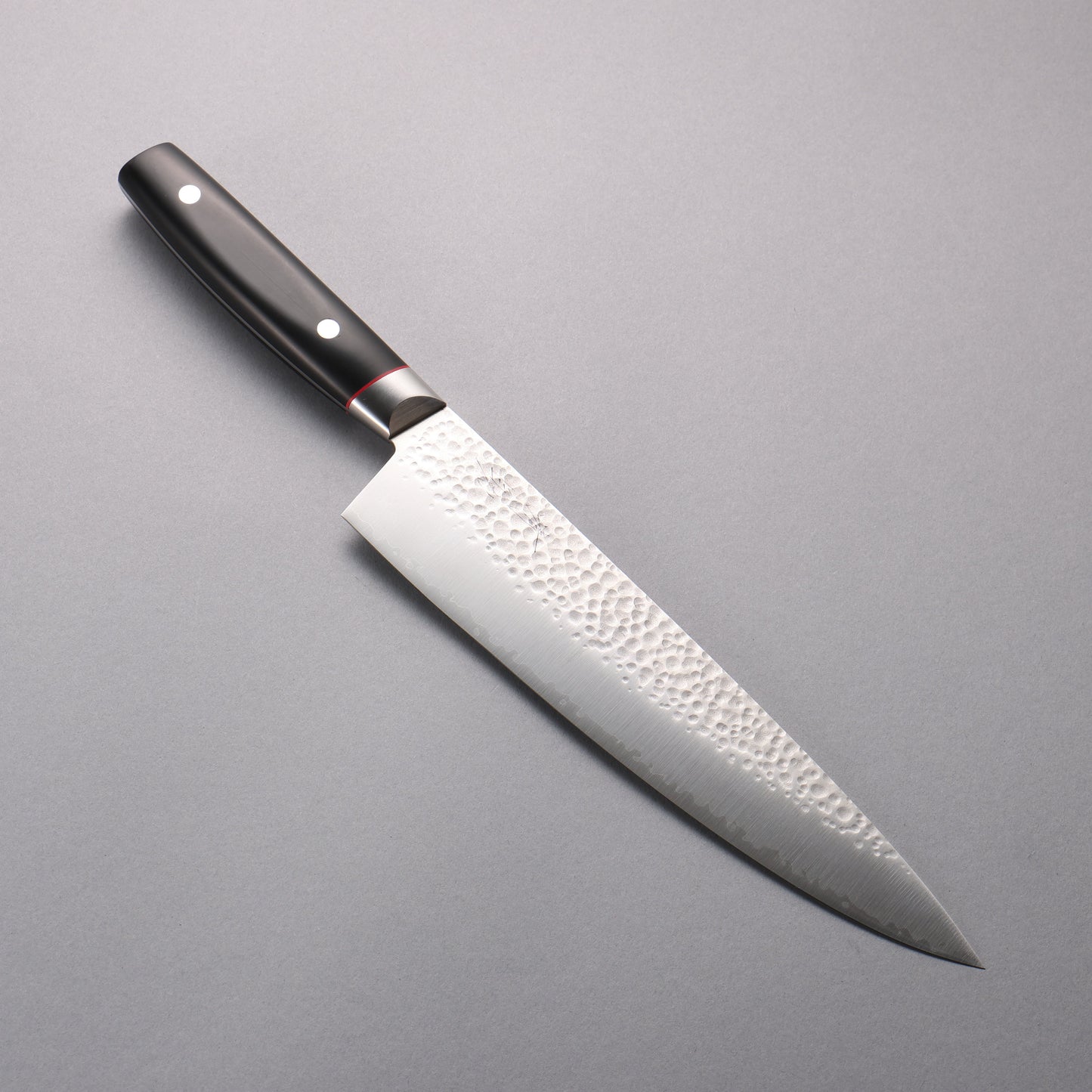 清助 PRO-J V金10号 鎚目 牛刀包丁 230mm 黒マイカルタ柄 - 清助刃物