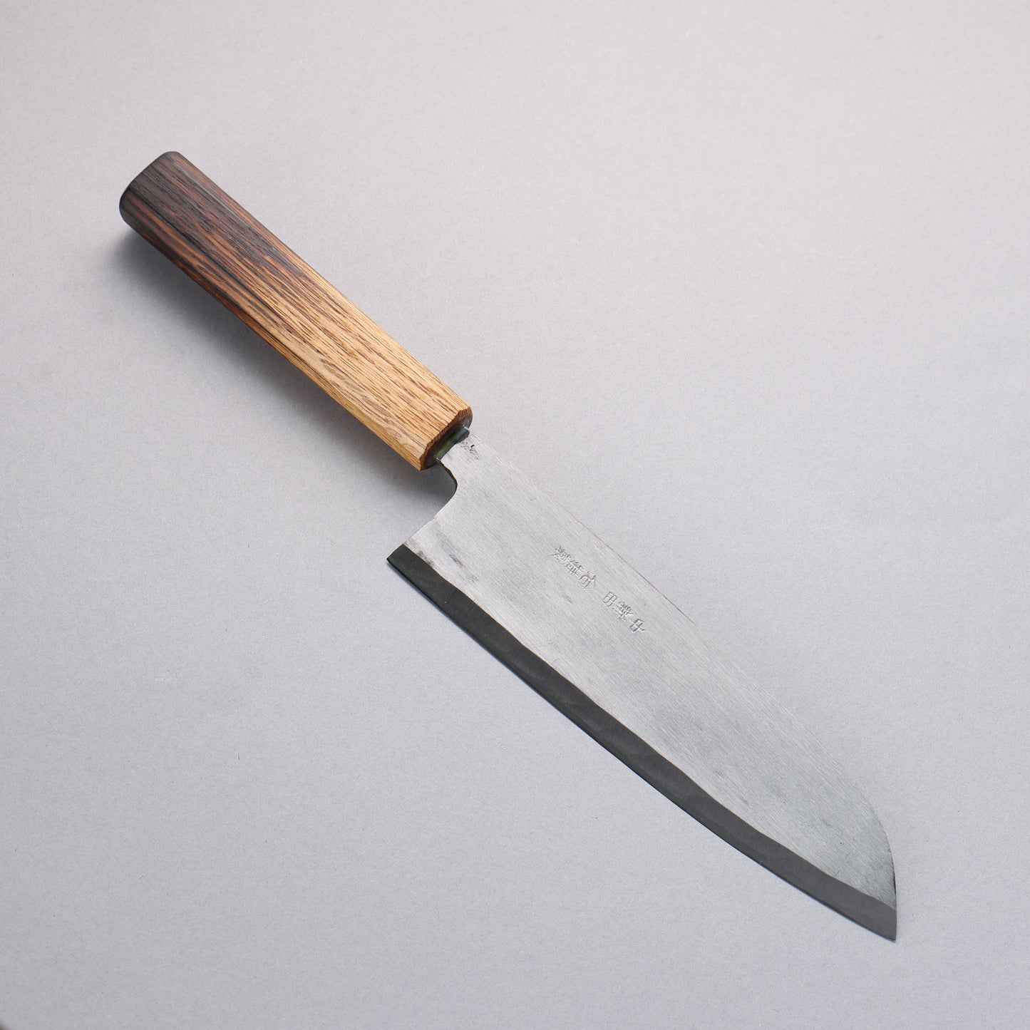 中新田 白ニ鋼 磨き仕上げ 三徳包丁 180mm 樫焼柄 - 清助刃物