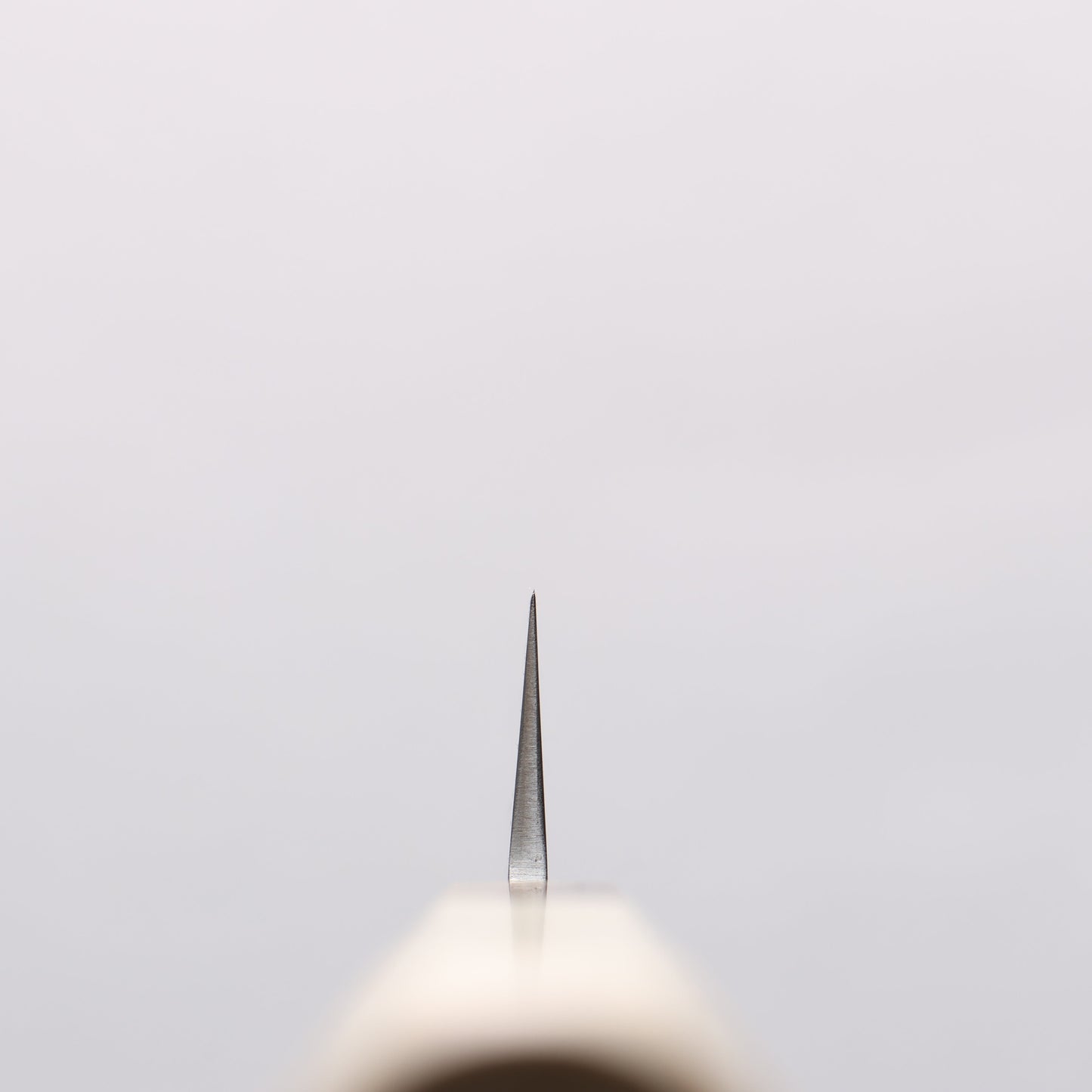 清助 雲 白一鋼 鎚目 ペティーナイフ 135mm 朴柄 - 清助刃物