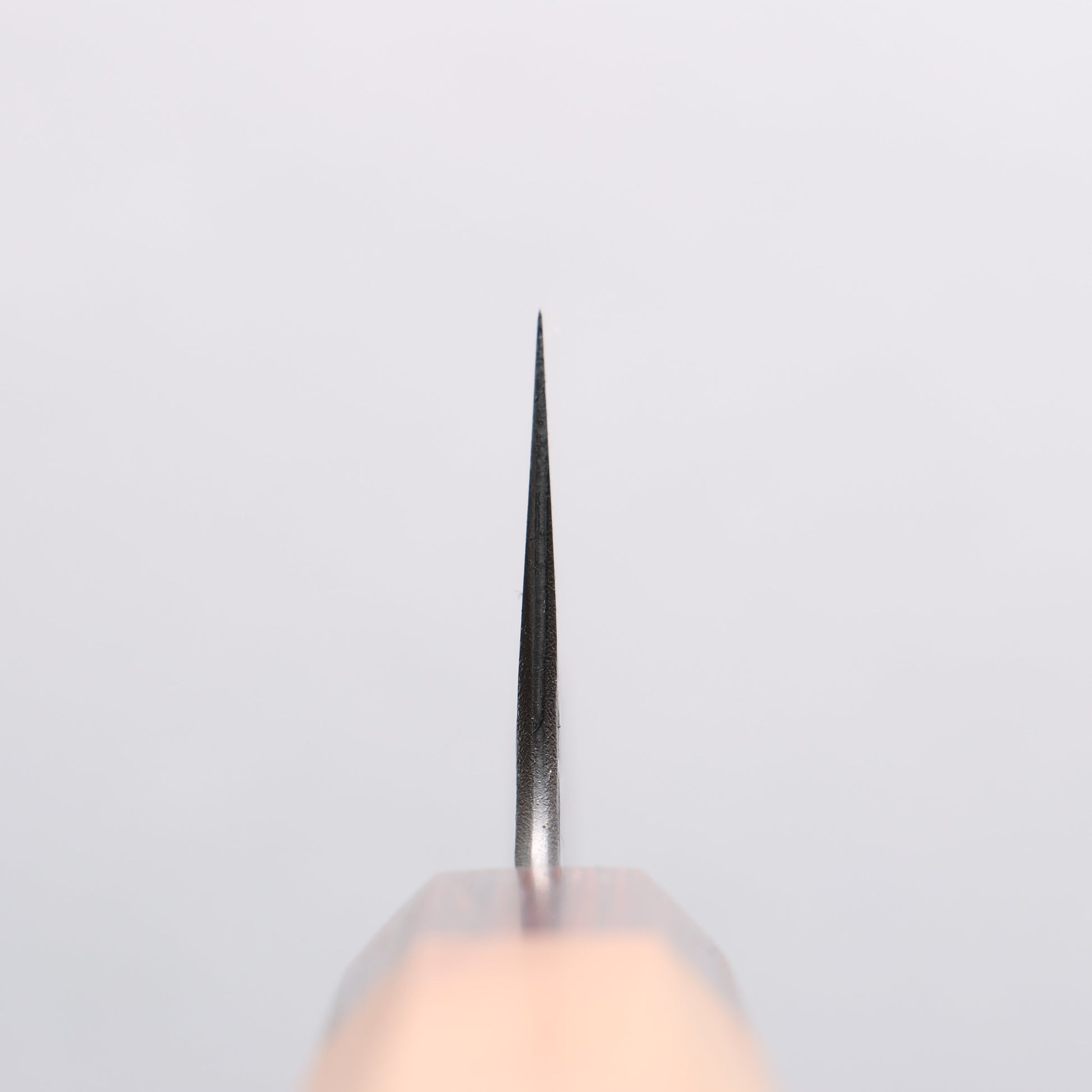 堺 孝行 青スーパー鋼 鎚目 黒仕上げ 剣型三徳包丁 160mm - 清助刃物