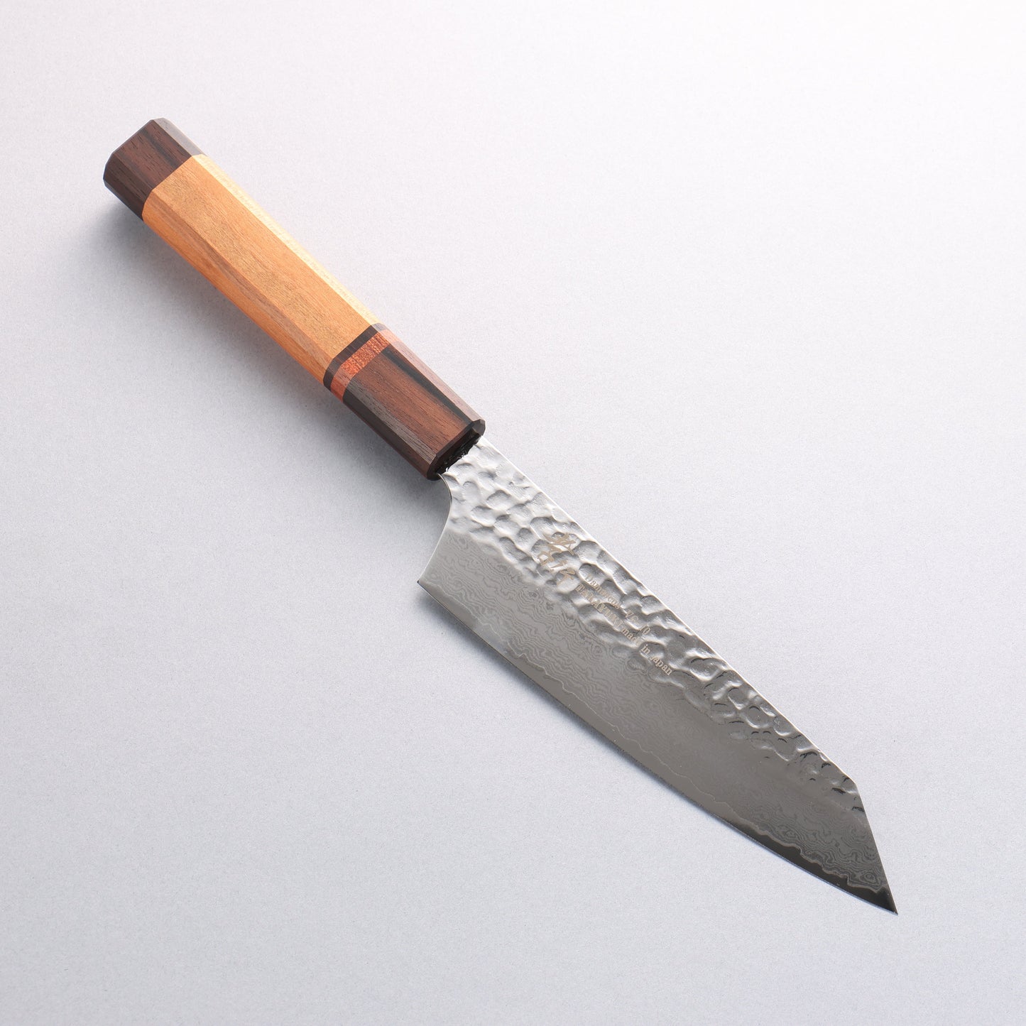 堺 孝行 VG10 33層 ダマスカス 剣型三徳包丁 和包丁 160mm 山桜 (十二角)柄 - 清助刃物