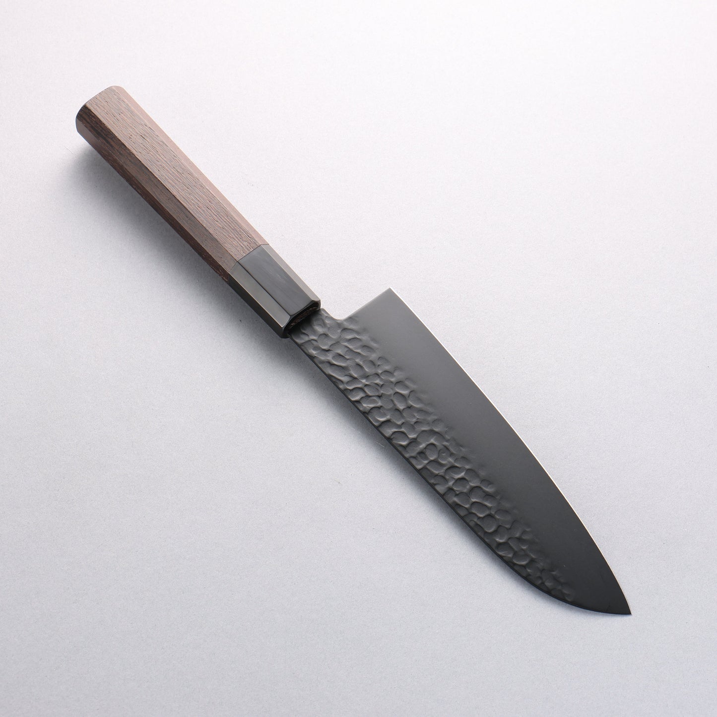 堺 孝行 黒影 V金10号 鎚目 テフロン加工 切付三徳包丁 160mm 樫焼柄 - 清助刃物