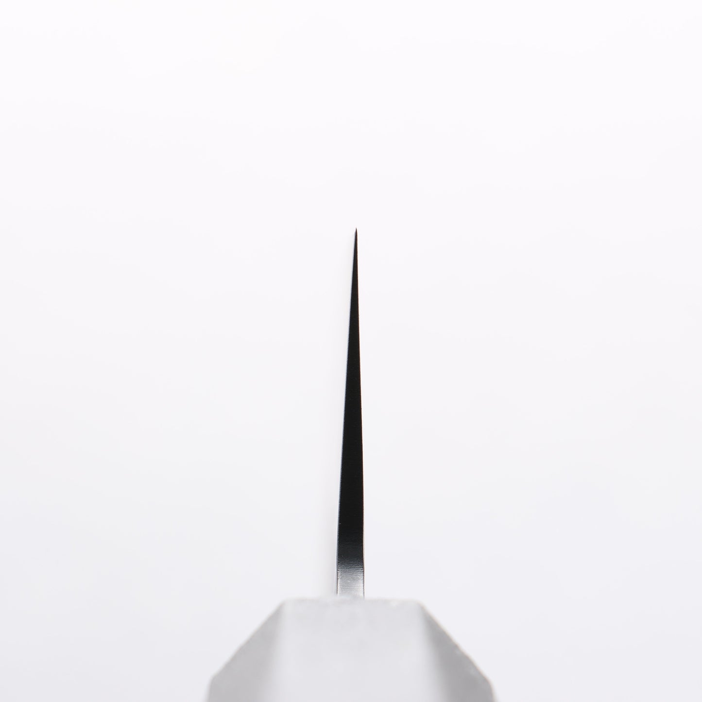 堺 孝行 黒影 V金10号 鎚目 テフロン加工 牛刀包丁 210mm 黒漆塗り柄 - 清助刃物
