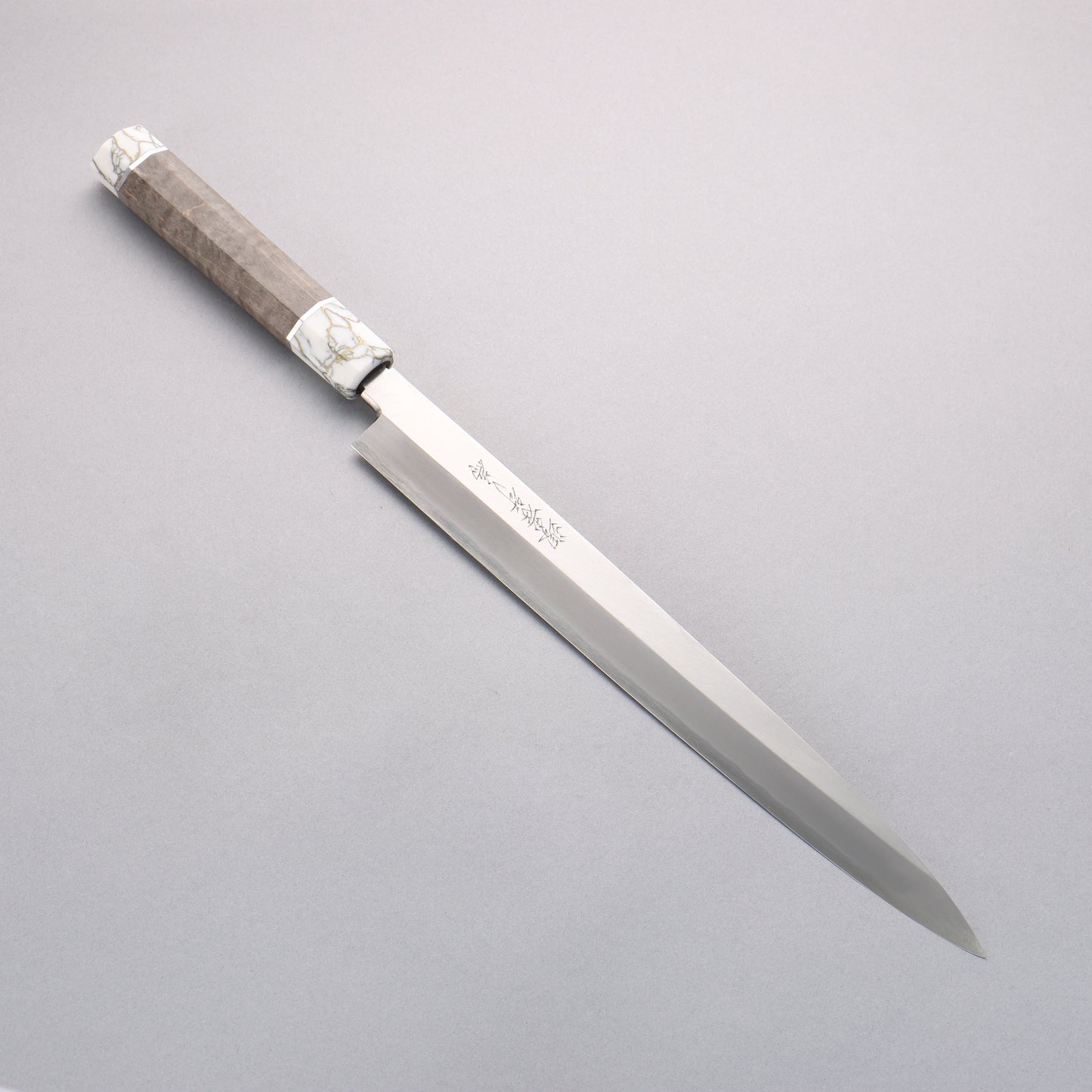 堺 孝行 シェフシリーズ 銀三鋼 柳刃包丁 300mm スタビライズドウッド (両輪:白)柄 鞘付き - 清助刃物