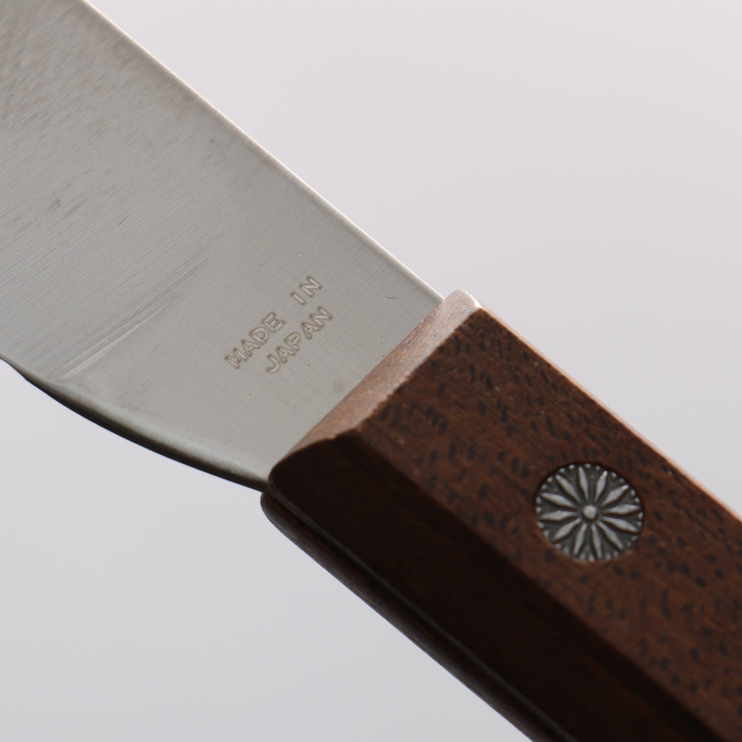 兼常 AUS8 スプレッドナイフ 110mm 楓柄 - 清助刃物