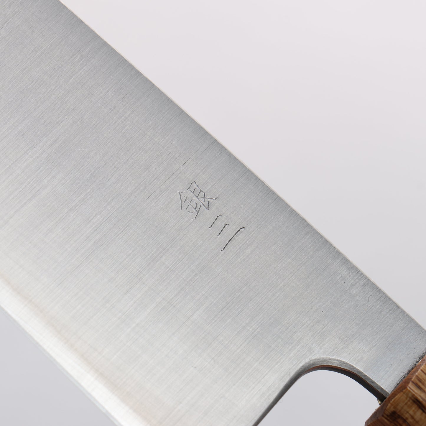 清助 銀三鋼 磨き仕上げ 三徳包丁 165mm 樫柄 - 清助刃物