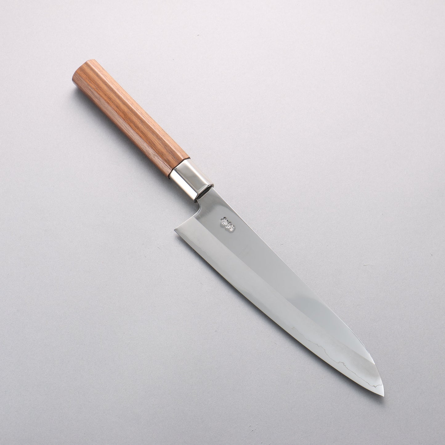 黒鳥 銀三鋼 磨き仕上げ 牛刀包丁 210mm ウォルナット柄 - 清助刃物