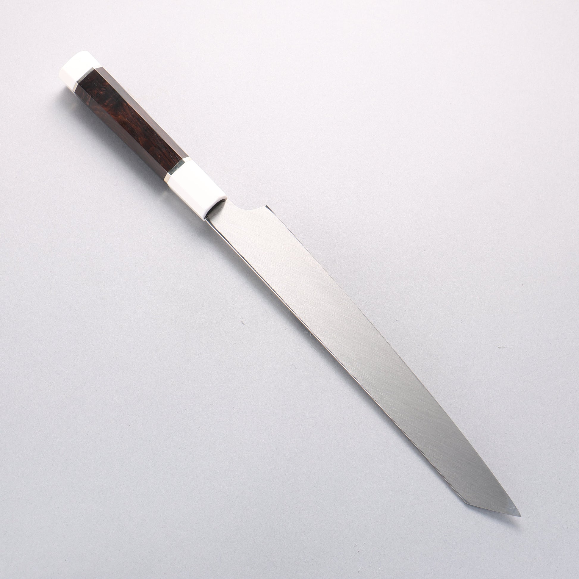 堺 孝行 銀龍 本焼 スウェーデン鋼 鏡面仕上げ 剣型柳刃包丁 270mm 黒檀柄 鞘付き - 清助刃物