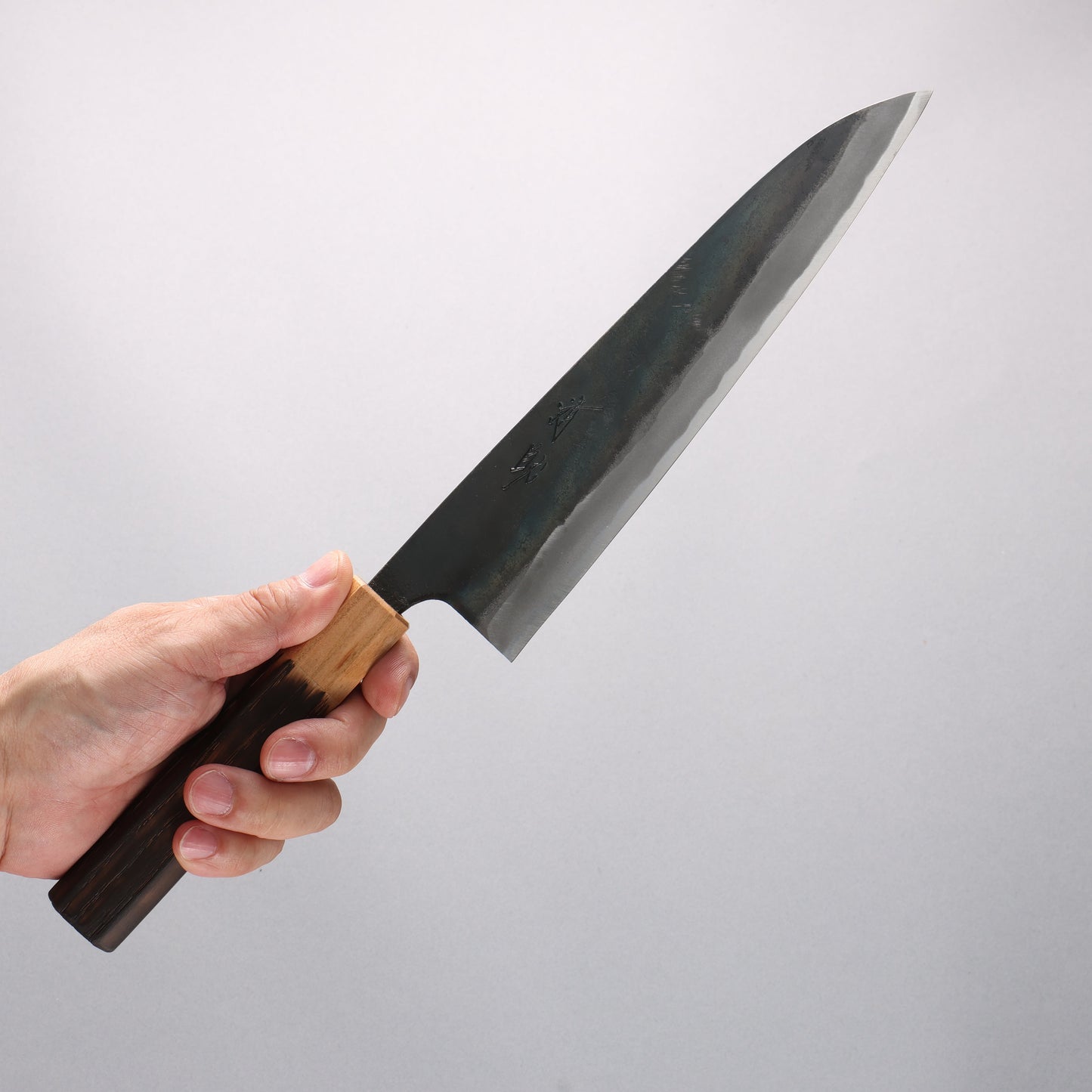 清助 青一鋼 黒仕上げ 牛刀包丁 210mm 焼栗 (口輪:サクラ)柄 - 清助刃物