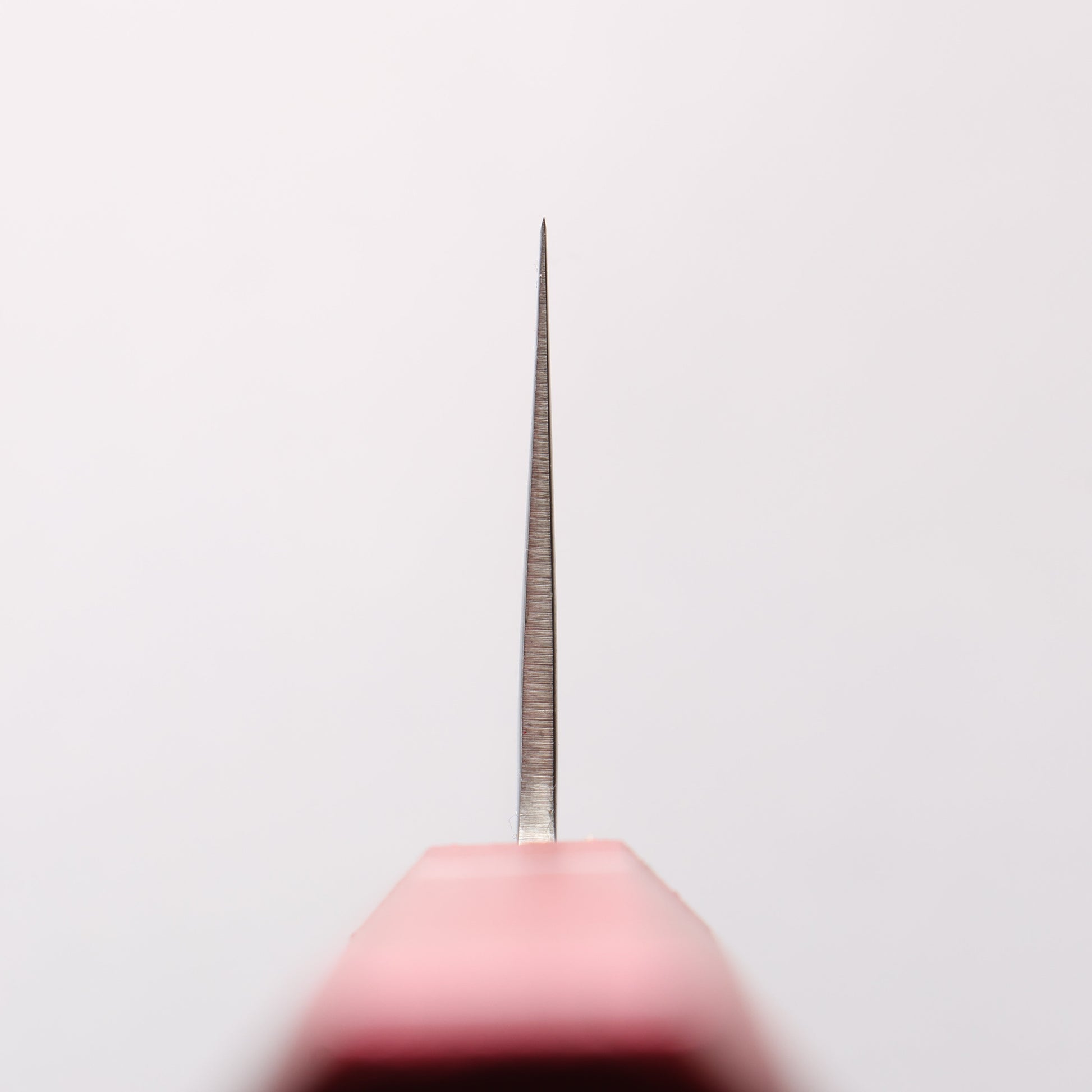 堺 孝行 V金10号 33層ダマスカス 牛刀包丁 240mm 樫の木漆塗り(皇赤)柄 - 清助刃物