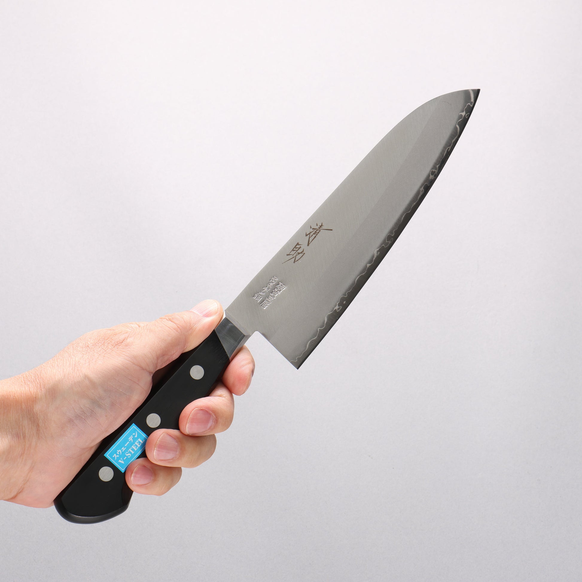 清助 スウェーデン鋼 (サンドビック) 三徳包丁 180mm 黒合板柄 - 清助刃物