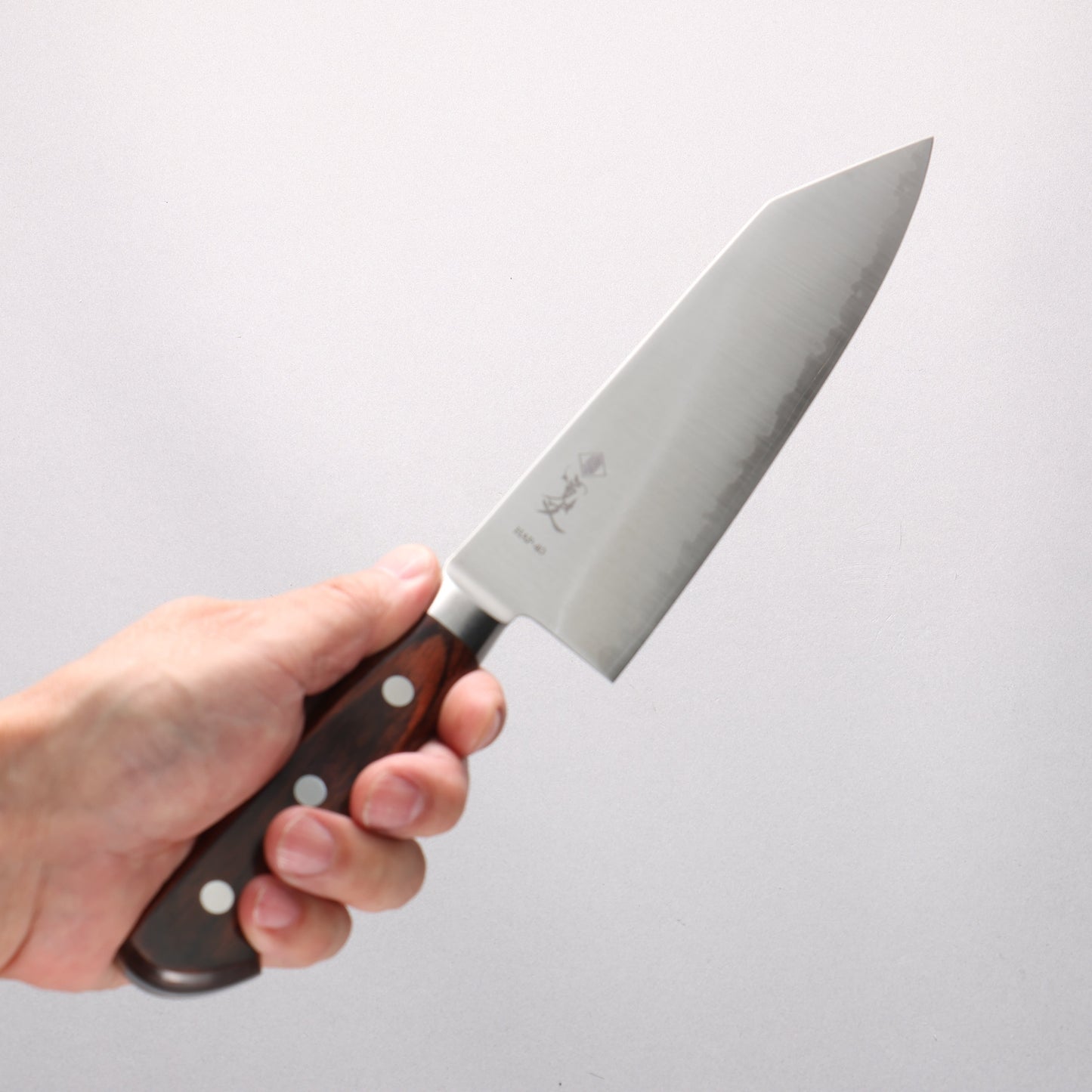 寛丈 HAP40 切付三徳包丁 180mm マホガニー柄 - 清助刃物