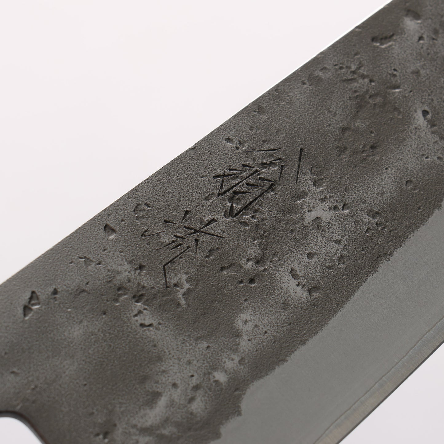 翁流 SLD鋼 梨地 文化包丁 170mm 樫 (煤黒)柄