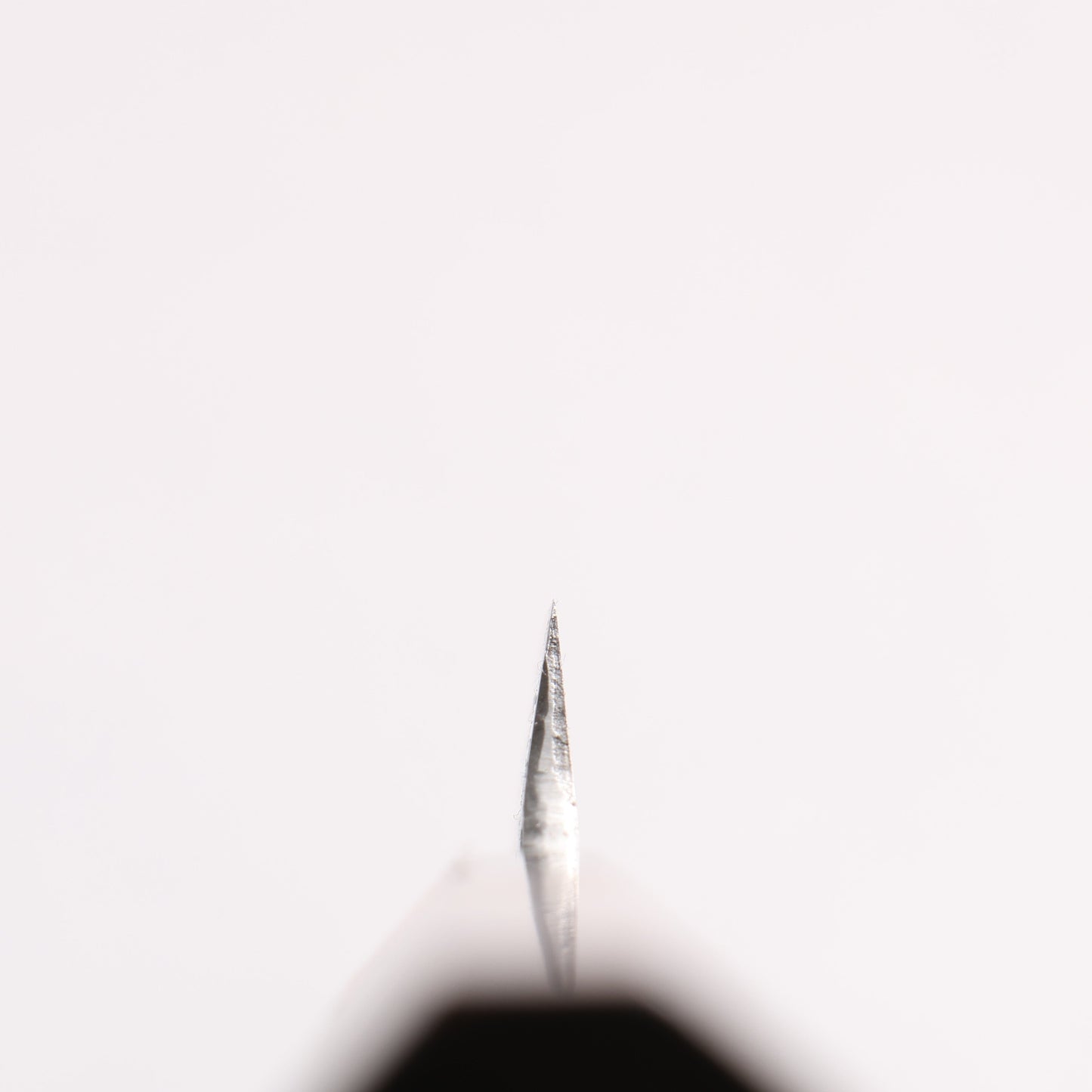 田中 誠貴 鉄火 青ニ鋼 黒打 鎚目(角) 切付ペティナイフ 120mm ウォルナット柄