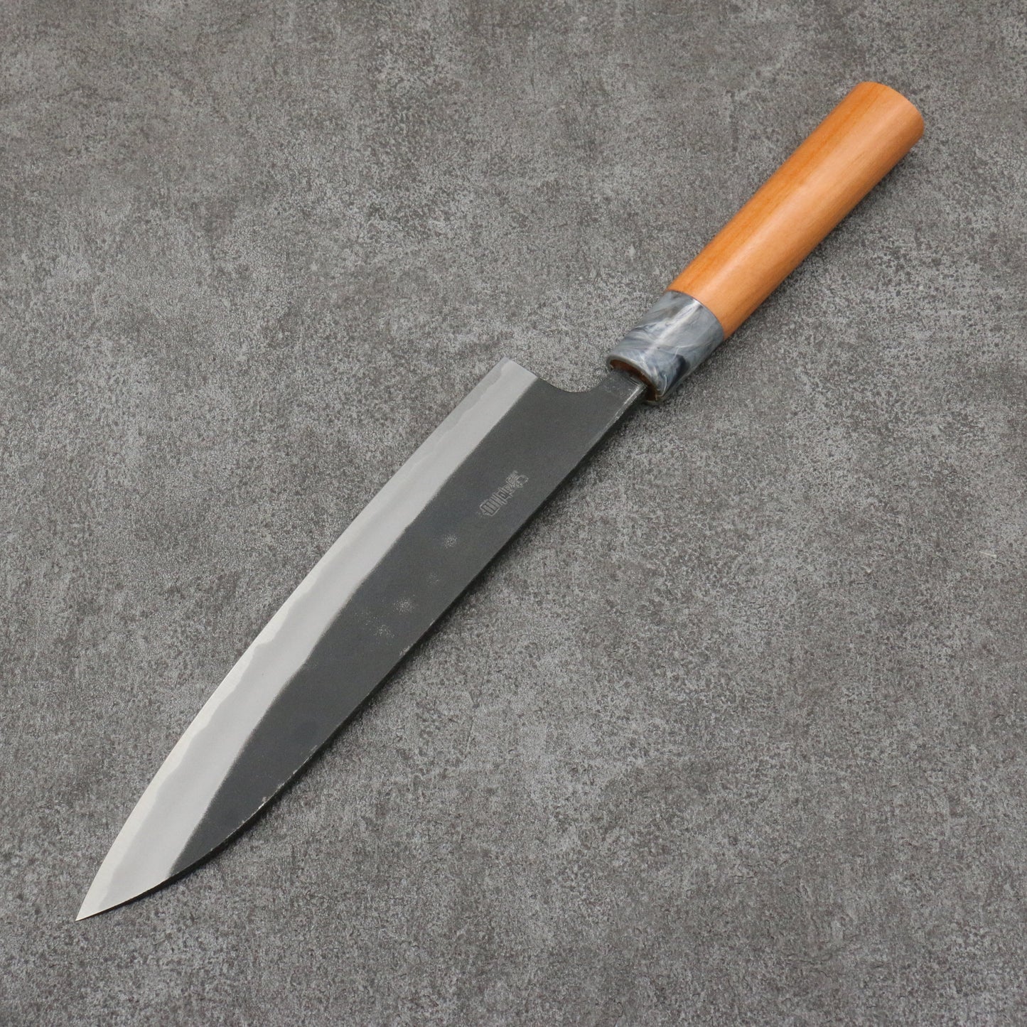 山本 直 白ニ鋼 黒打 牛刀包丁 210mm 桜柄 - 清助刃物