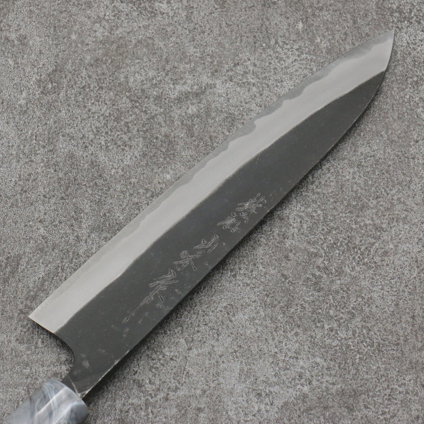 山本 直 白ニ鋼 黒打 牛刀包丁 210mm 桜柄 - 清助刃物