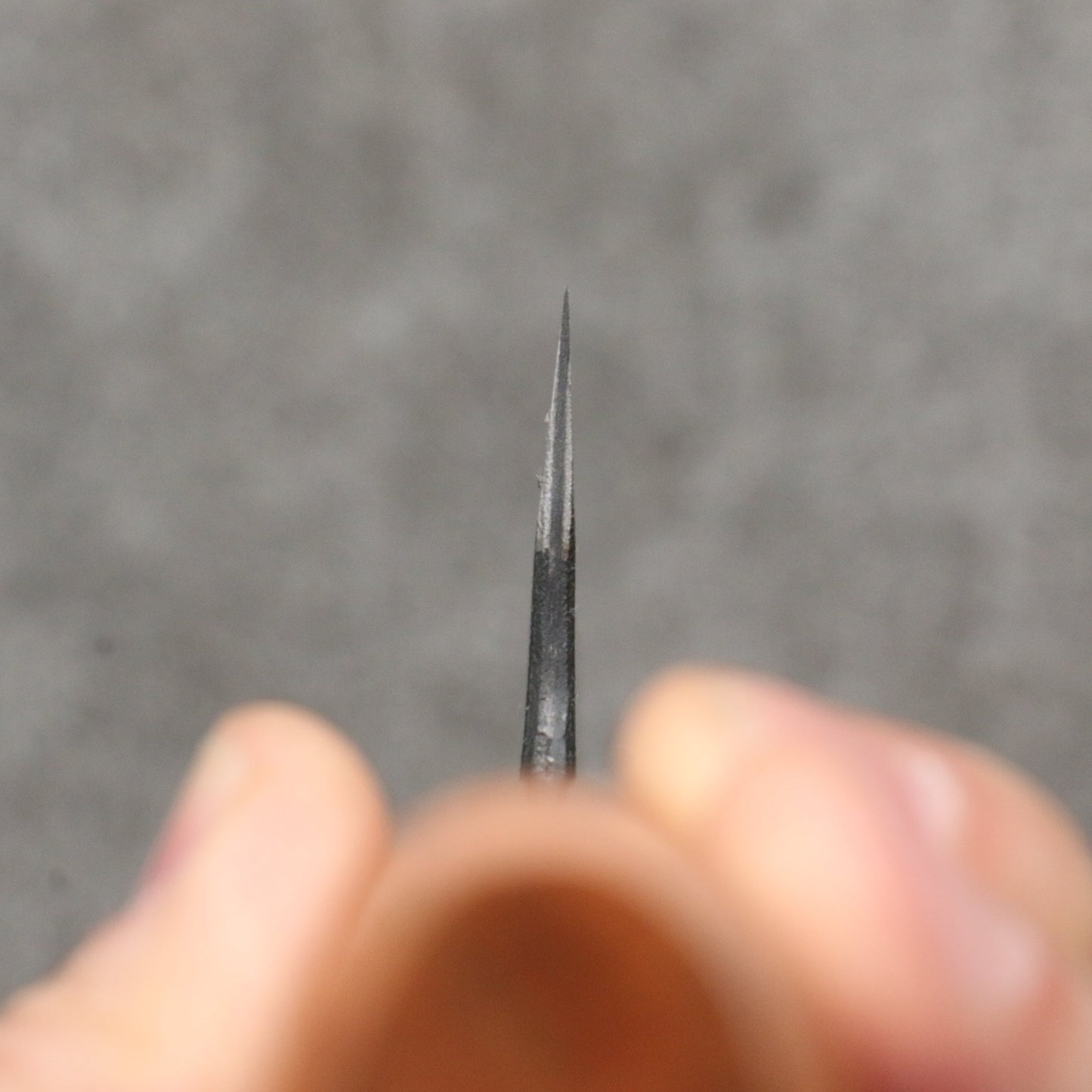 山本 直 白ニ鋼 黒打 牛刀包丁 210mm 桜柄 - 清助刃物