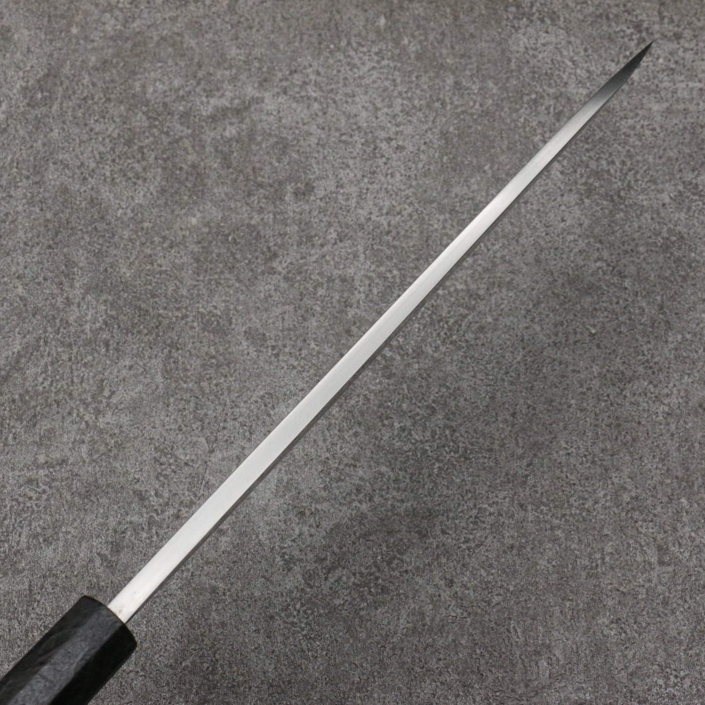 北岡 英雄 白ニ鋼 ダマスカス 身卸出刃 和包丁 240mm 黒和紙巻き柄 - 清助刃物