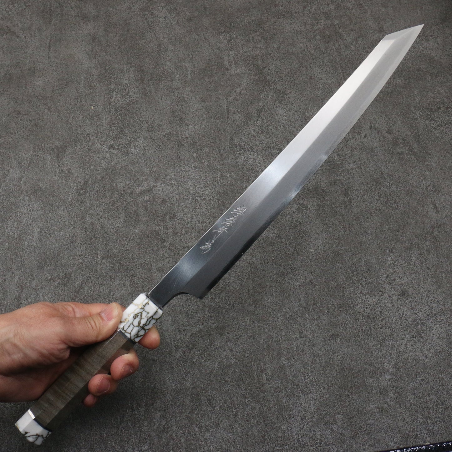 堺 孝行 シェフシリーズ 飛燕 銀三鋼 切付柳刃包丁 300mm スタビライズドウッド (両輪:白)柄 鞘付き - 清助刃物