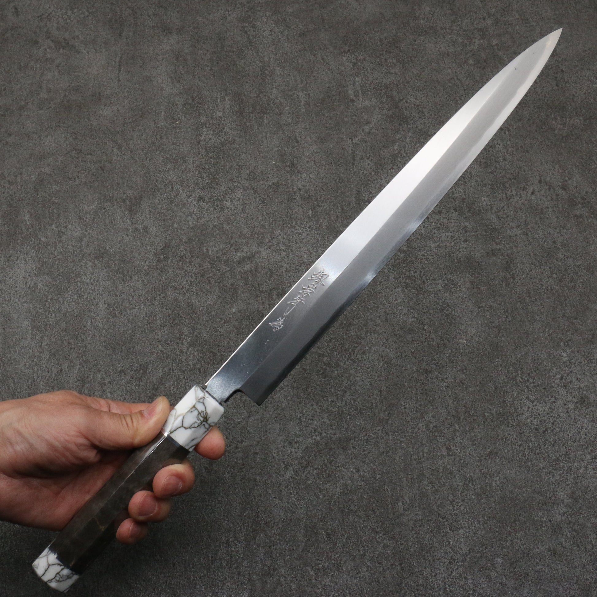 堺 孝行 シェフシリーズ 銀三鋼 柳刃包丁 300mm スタビライズドウッド (両輪:白)柄 鞘付き - 清助刃物