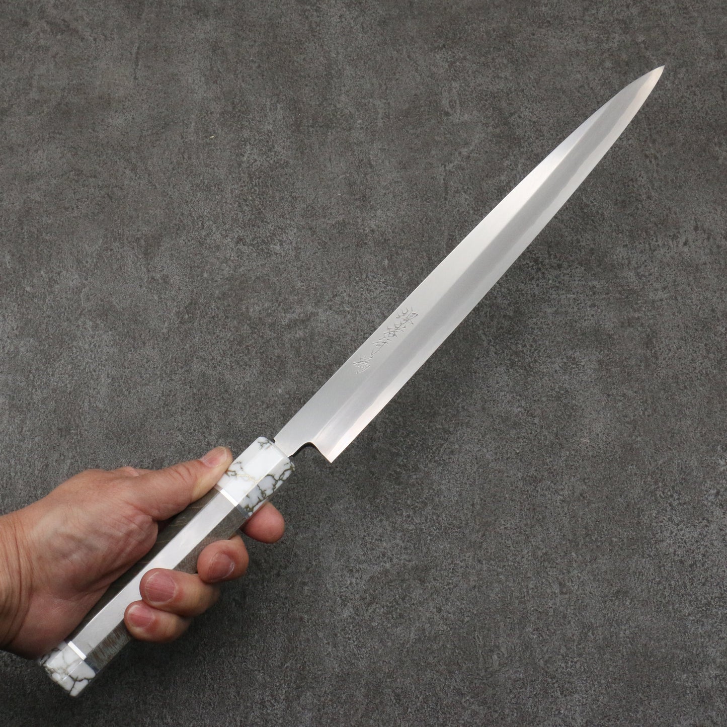 堺 孝行 シェフシリーズ 銀三鋼 ふぐ引き包丁 300mm スタビライズドウッド (両輪:白)柄 鞘付き - 清助刃物