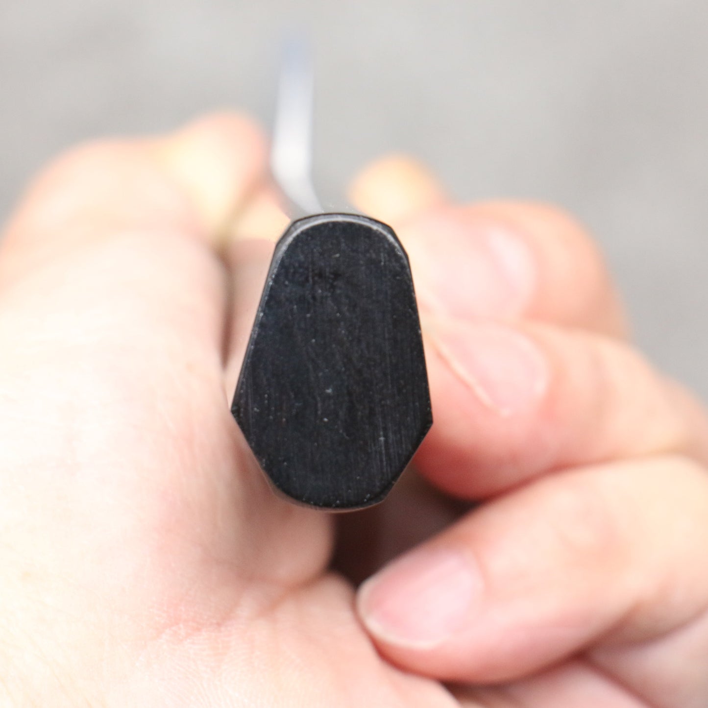 堺 孝行 VG10 33層 ダマスカス 三徳包丁 170mm 黒檀 (6角ティアドロップ)柄 - 清助刃物
