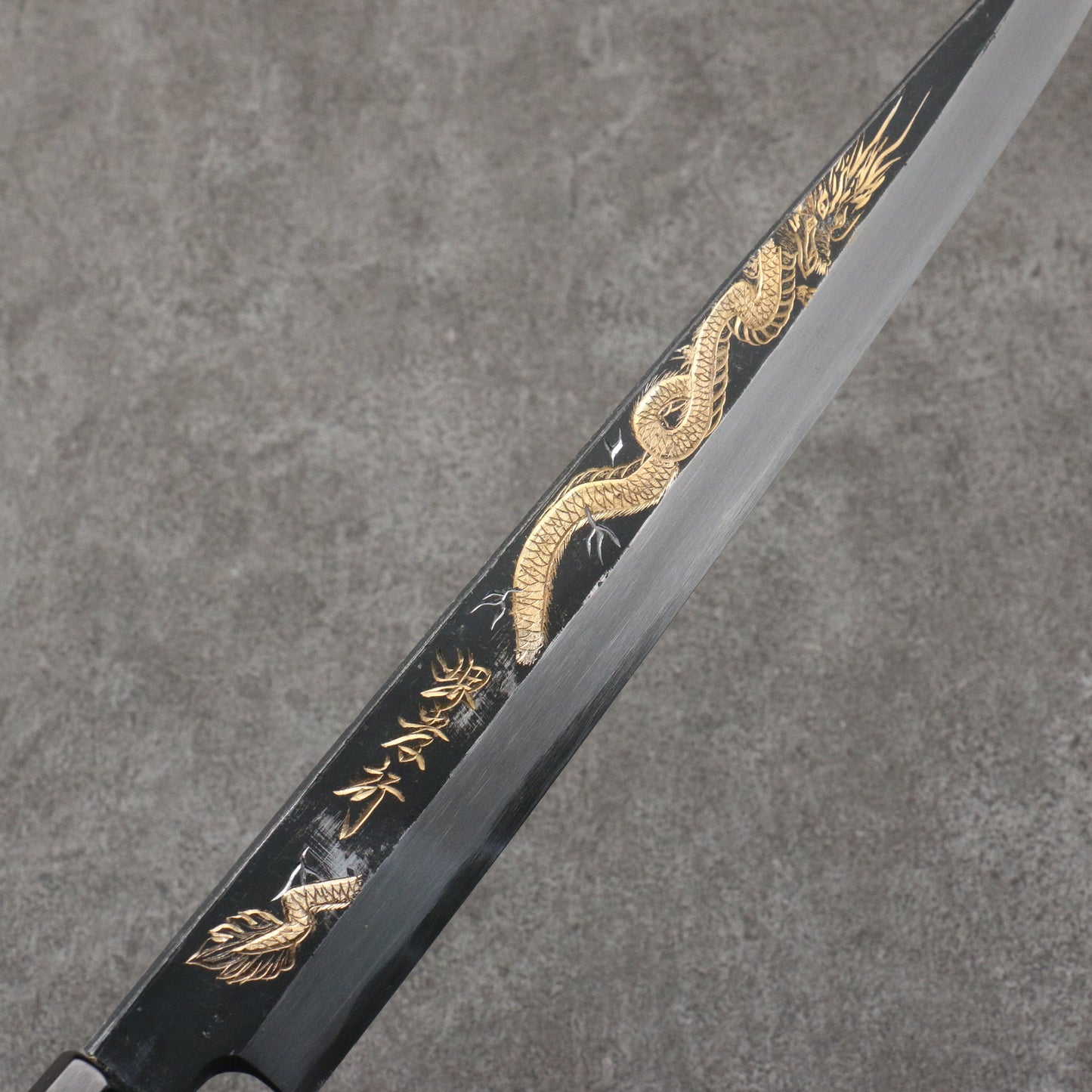 堺 孝行 窪田金彫刻 天龍 白ニ鋼 黒仕上げ 柳刃包丁 300mm 黒檀柄 - 清助刃物