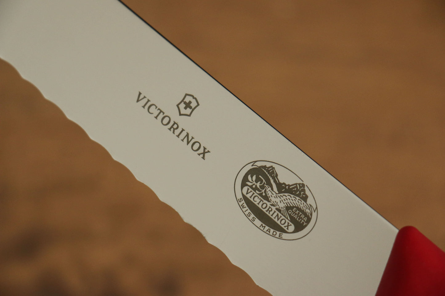 VICTORINOX ステンレス鋼 ウェーブナイフ 250mm プラスチック柄 - 清助刃物
