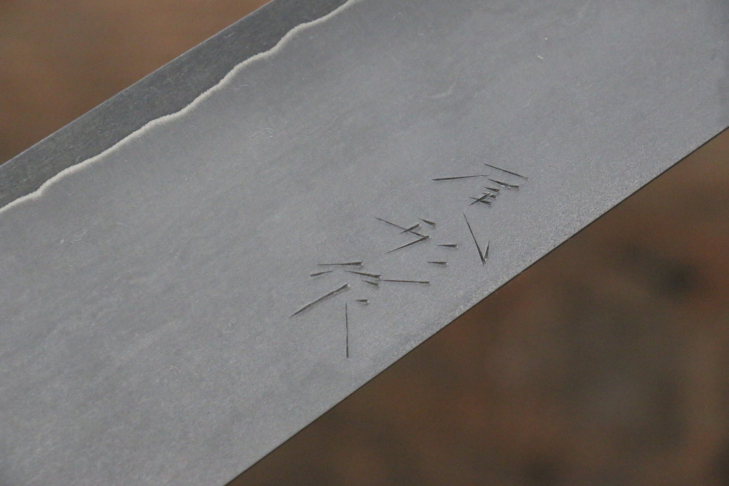 尾形 峻吾 銀三鋼 ダマスカス 黒仕上げ 牛刀包丁 210mm ジュラ - 清助刃物