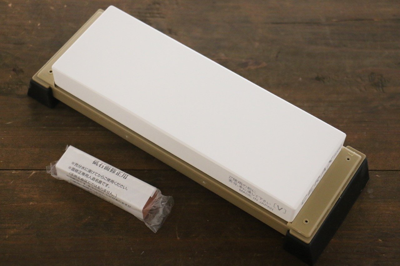 末広 CERAX 8080 純白超仕上砥石 (ゴム足PC台付) #8000 - 清助刃物