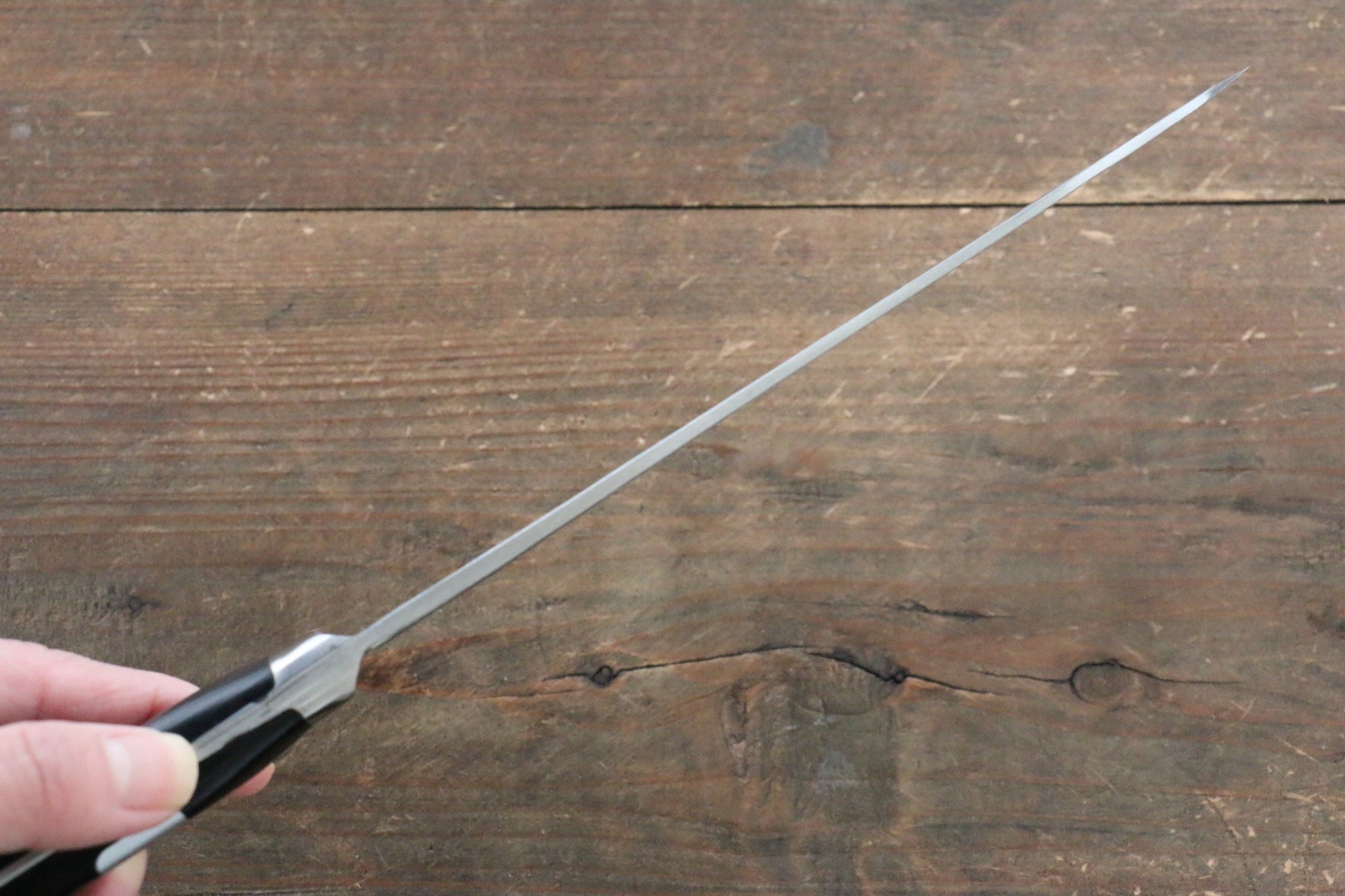 藤原 照康 幻の名刀 白一鋼 梨地鎚目 三徳包丁 180mm 黒合板柄 - 清助刃物