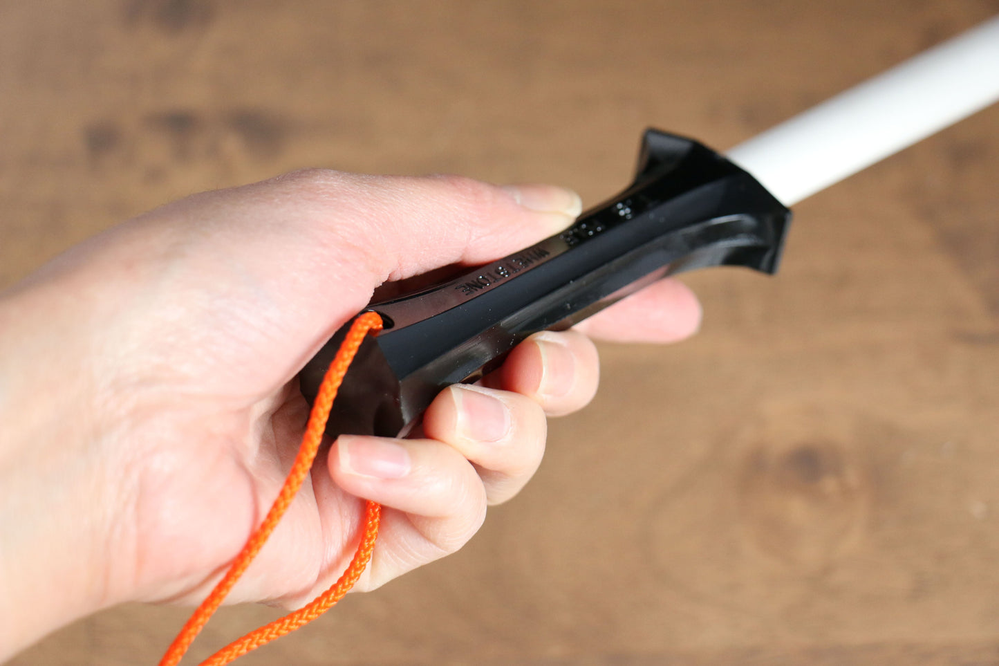 ファインセラミック ポール砥石 150mm 黒プラスチック柄 - 清助刃物