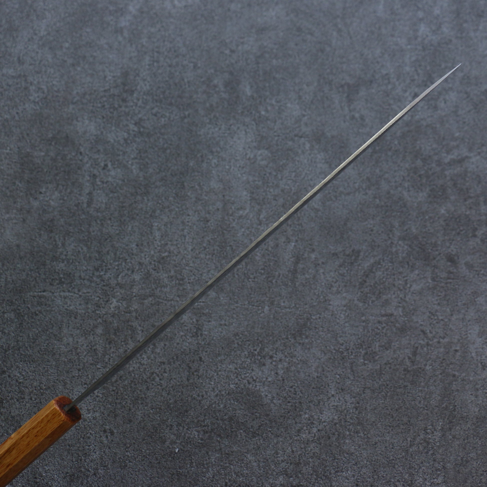 清助 月影 AUS10 磨き仕上げ 鎚目 ダマスカス 筋引包丁  270mm 樫柄 - 清助刃物