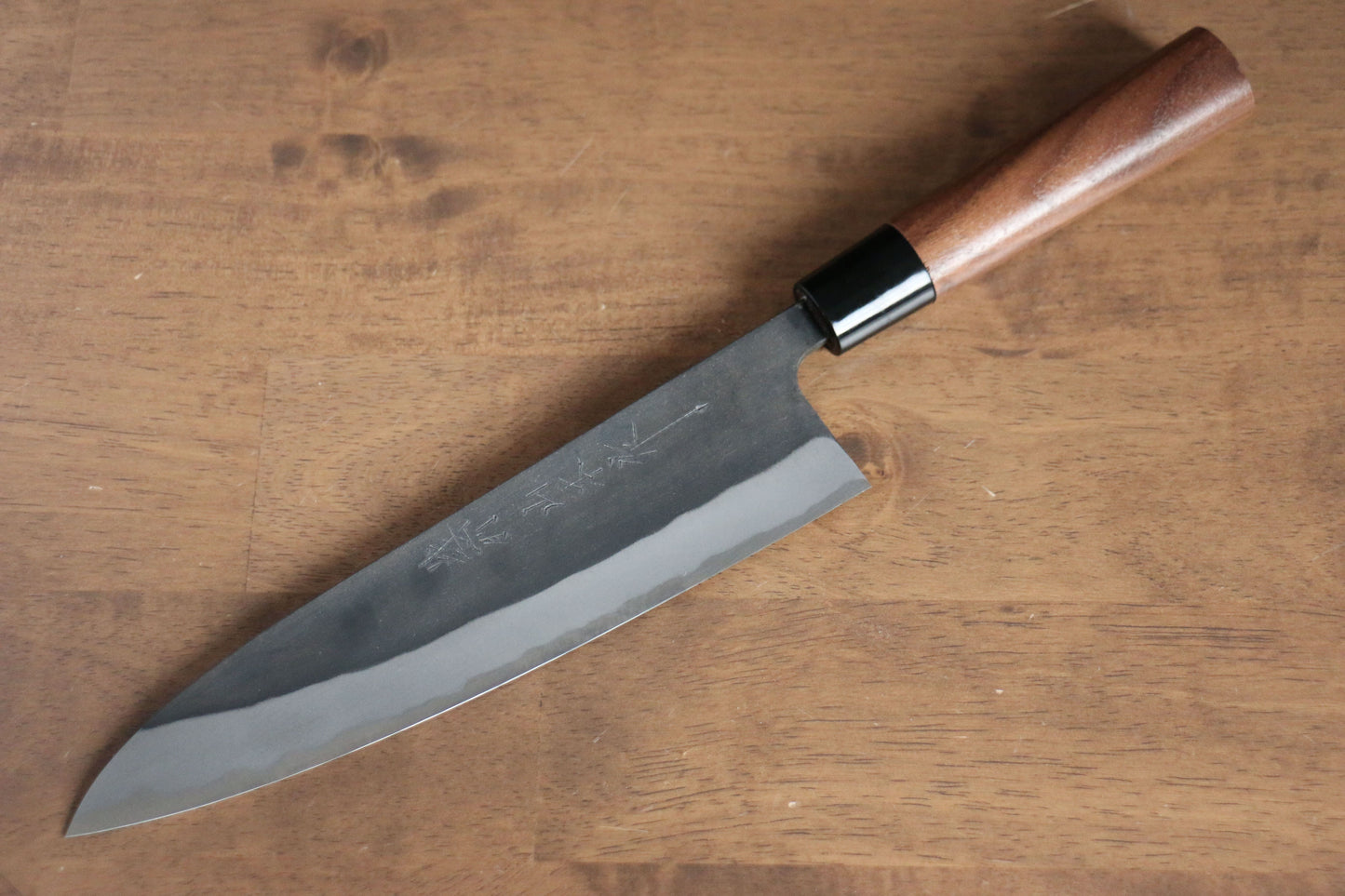 山本 直 青紙 黒打 牛刀包丁 210mm ウォルナット柄 - 清助刃物