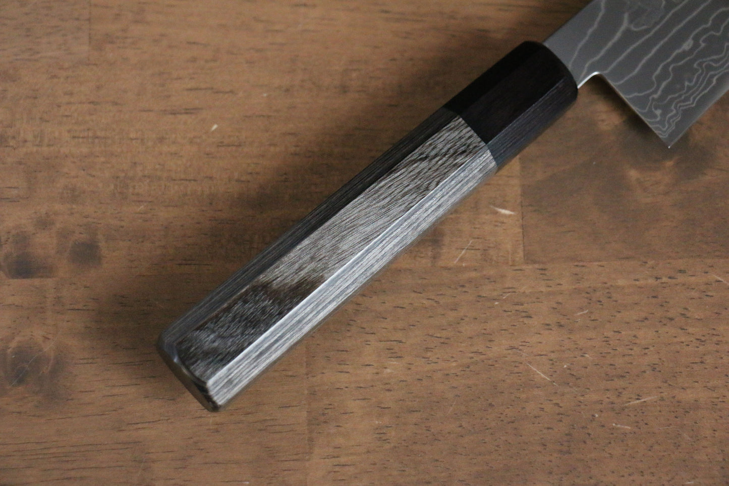 佳人 コバルトスペシャル鋼 ダマスカス 三徳包丁  180mm グレー合板柄 - 清助刃物