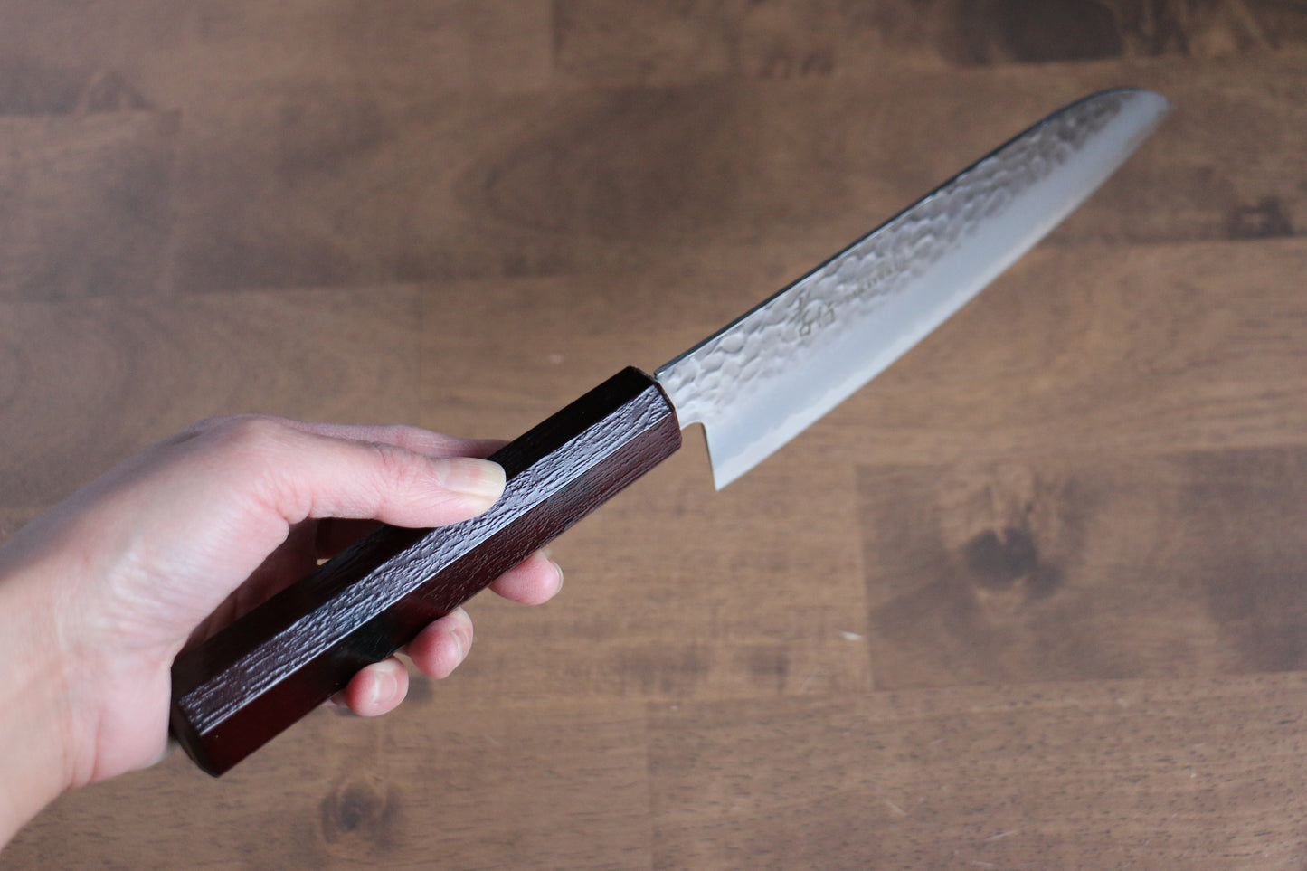 堺 孝行 なないろ VG10 33層 三徳包丁 180mm ABS樹脂(赤べっ甲)柄 - 清助刃物