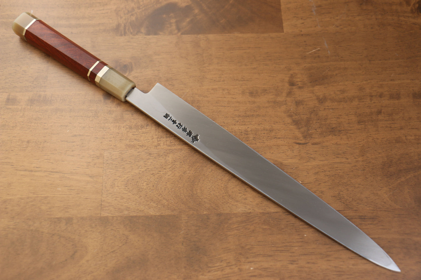 堺 孝行 天龍 うずしお 青ニ鋼 ドラゴンの彫刻入り 柳刃包丁 300mm 赤黒檀柄 鞘付き - 清助刃物