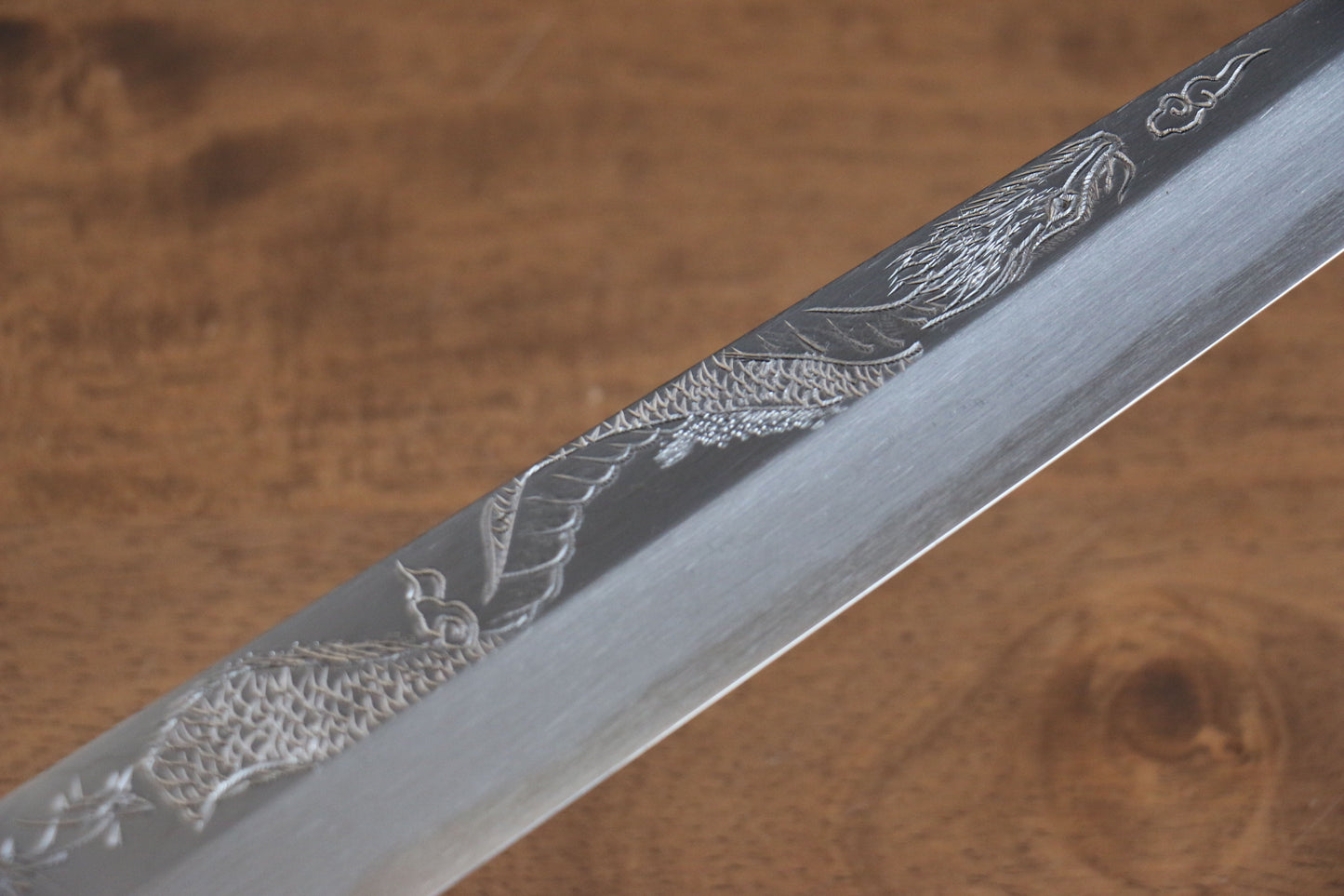 堺 孝行 天龍 うずしお 青ニ鋼 ドラゴンの彫刻入り 柳刃包丁 300mm 赤黒檀柄 鞘付き - 清助刃物