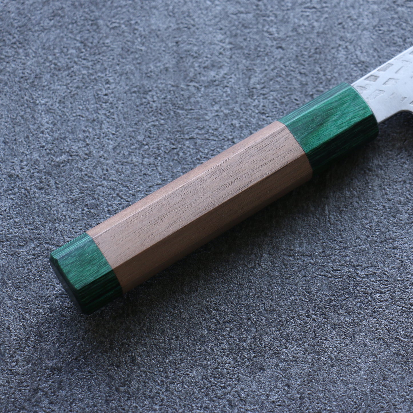 清助 銀三鋼 鎚目 三徳包丁 165mm ウォルナット (両側緑口輪)柄 - 清助刃物