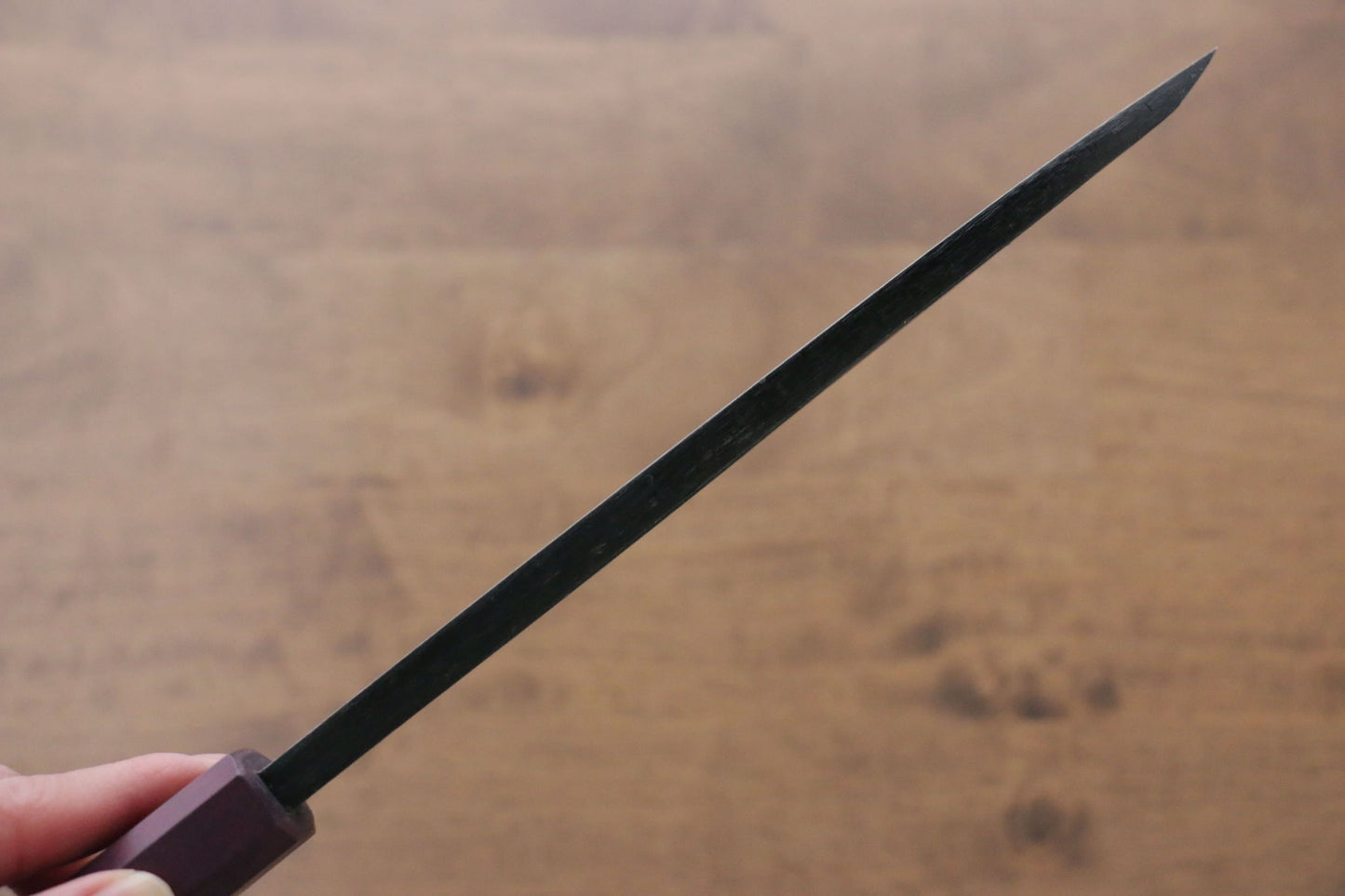 清助 白ニ鋼 黒打 出刃包丁 180mm 漆塗パープル柄 - 清助刃物
