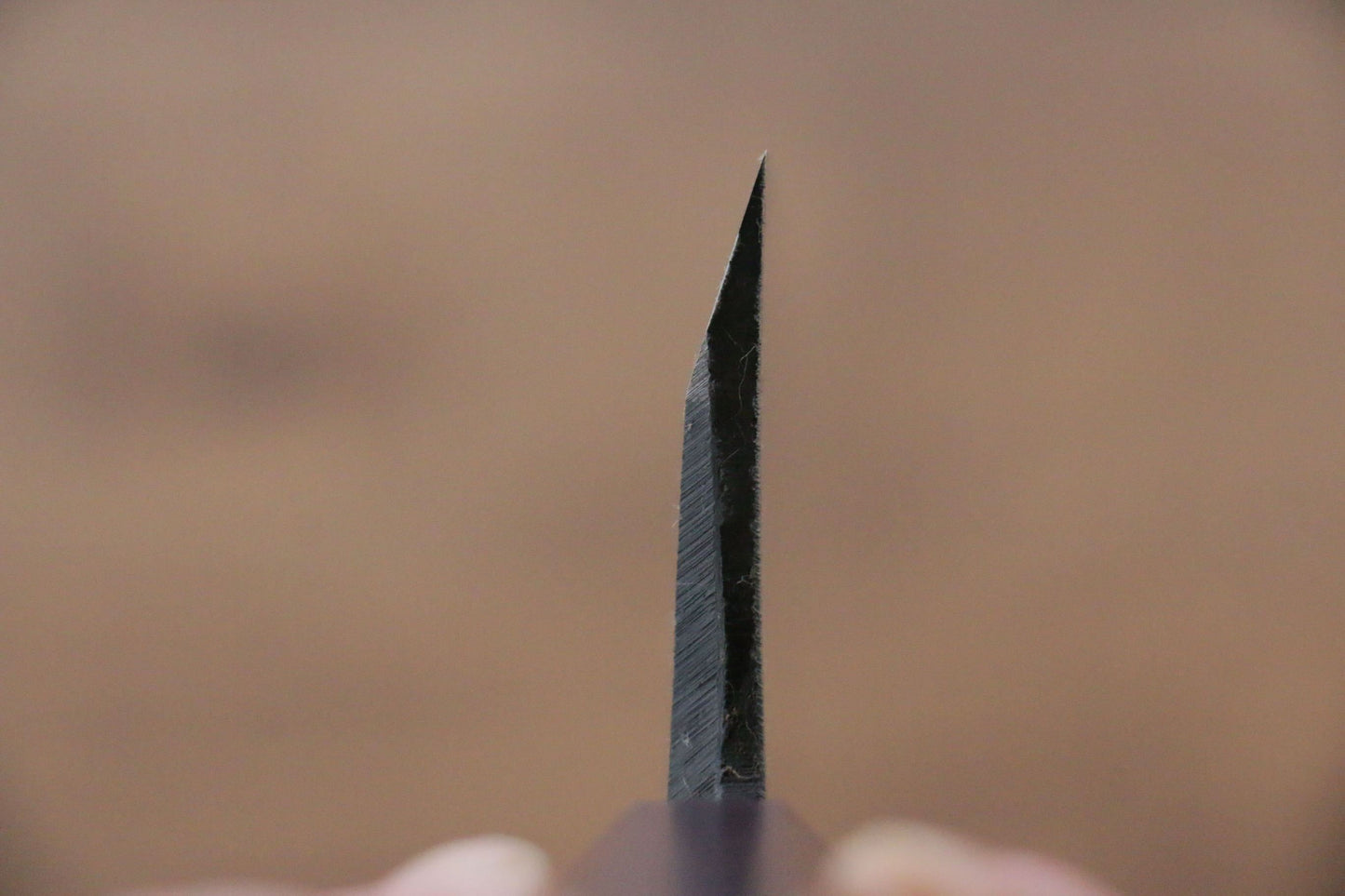 清助 白ニ鋼 黒打 出刃包丁 180mm 漆塗パープル柄 - 清助刃物
