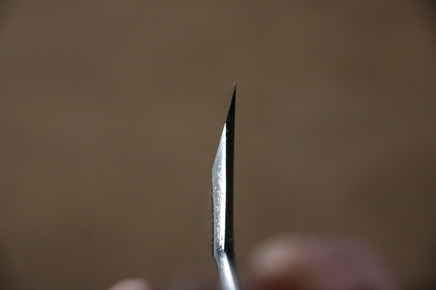 堺 孝行 凛華 銀三鋼 鏡面仕上げ 身卸出刃 270mm 漆塗り柄 鞘付き - 清助刃物