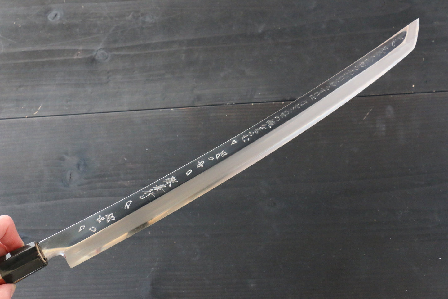 堺 孝行 凛華 銀三鋼 鏡面仕上げ 先丸蛸引包丁 390mm 漆塗り柄 鞘付き - 清助刃物