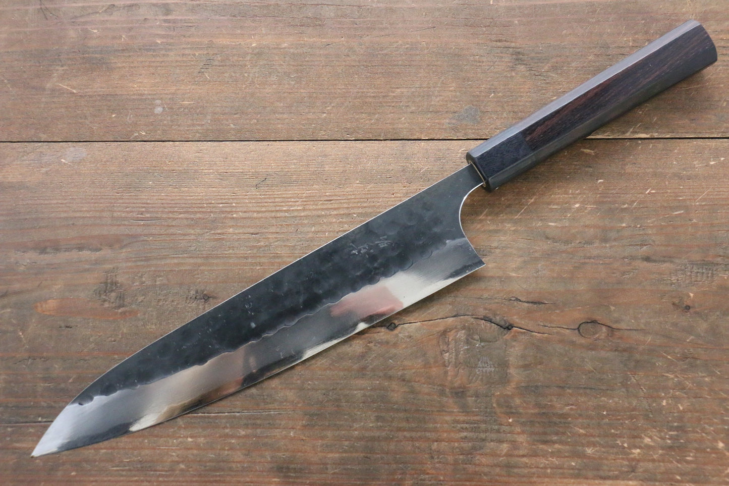清助 【左利き用】 青ニ鋼 鎚目黒打 牛刀包丁 240mm 紫檀柄 - 清助刃物