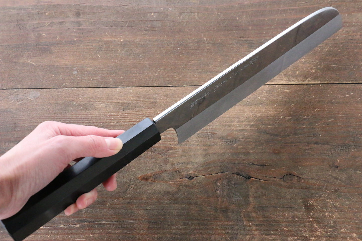 堺 孝行 本焼 青ニ鋼 鏡面仕上げ 鎌形薄刃包丁 240mm 黒檀柄 鞘付き - 清助刃物