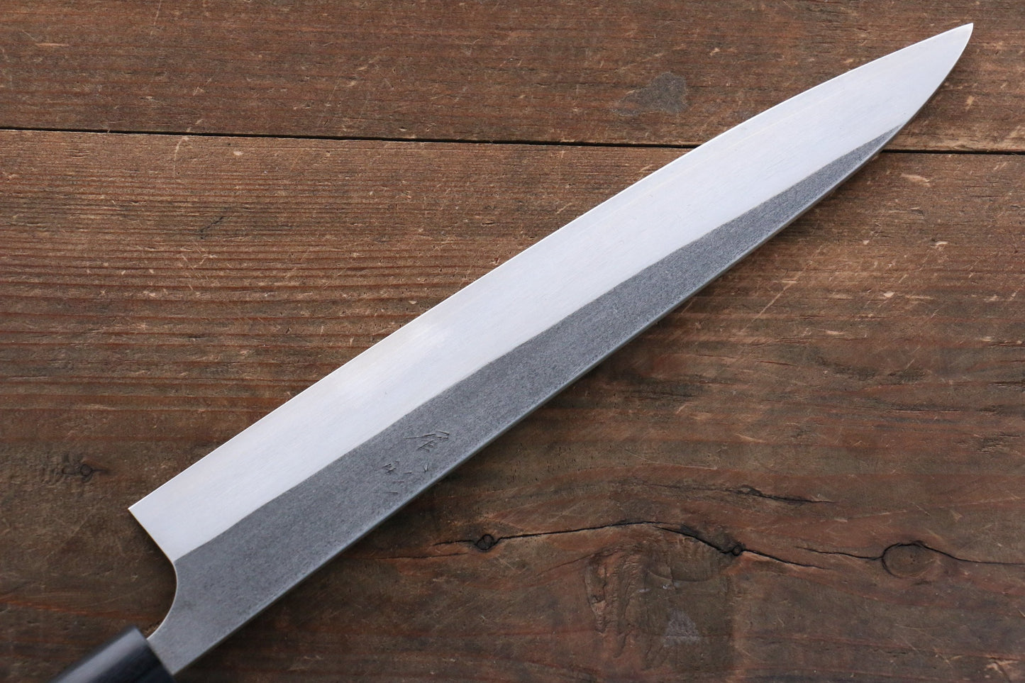 尾形 峻吾 SG2 黒打 黒仕上げ 筋引包丁  240mm 紫檀柄 - 清助刃物